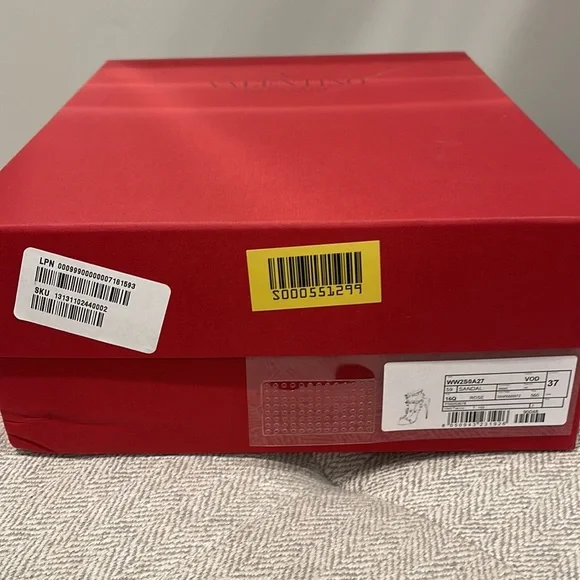 VALENTINO ROCKSTUD CALFSKIN ANKLE STRAP SANDAL 100 - Picture 6 of 9